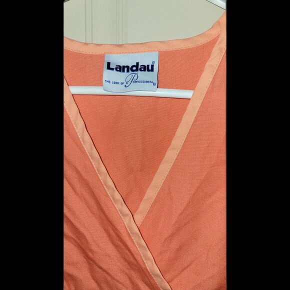 Landau scrub top size med - Picture 5 of 11